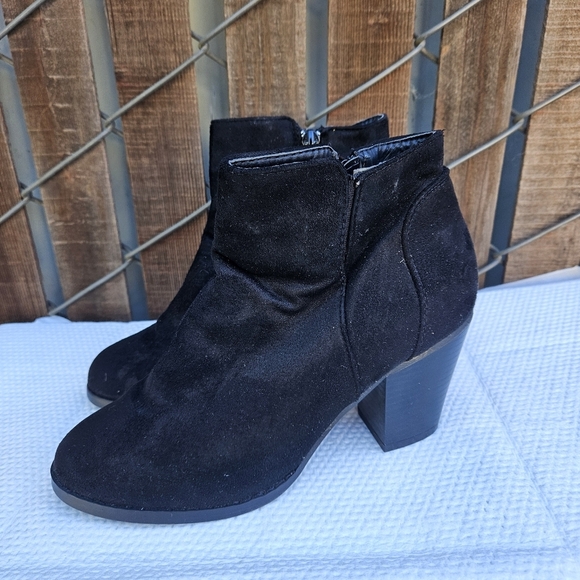 Charlotte Russe booties Women's Size 6 - Picture 5 of 16